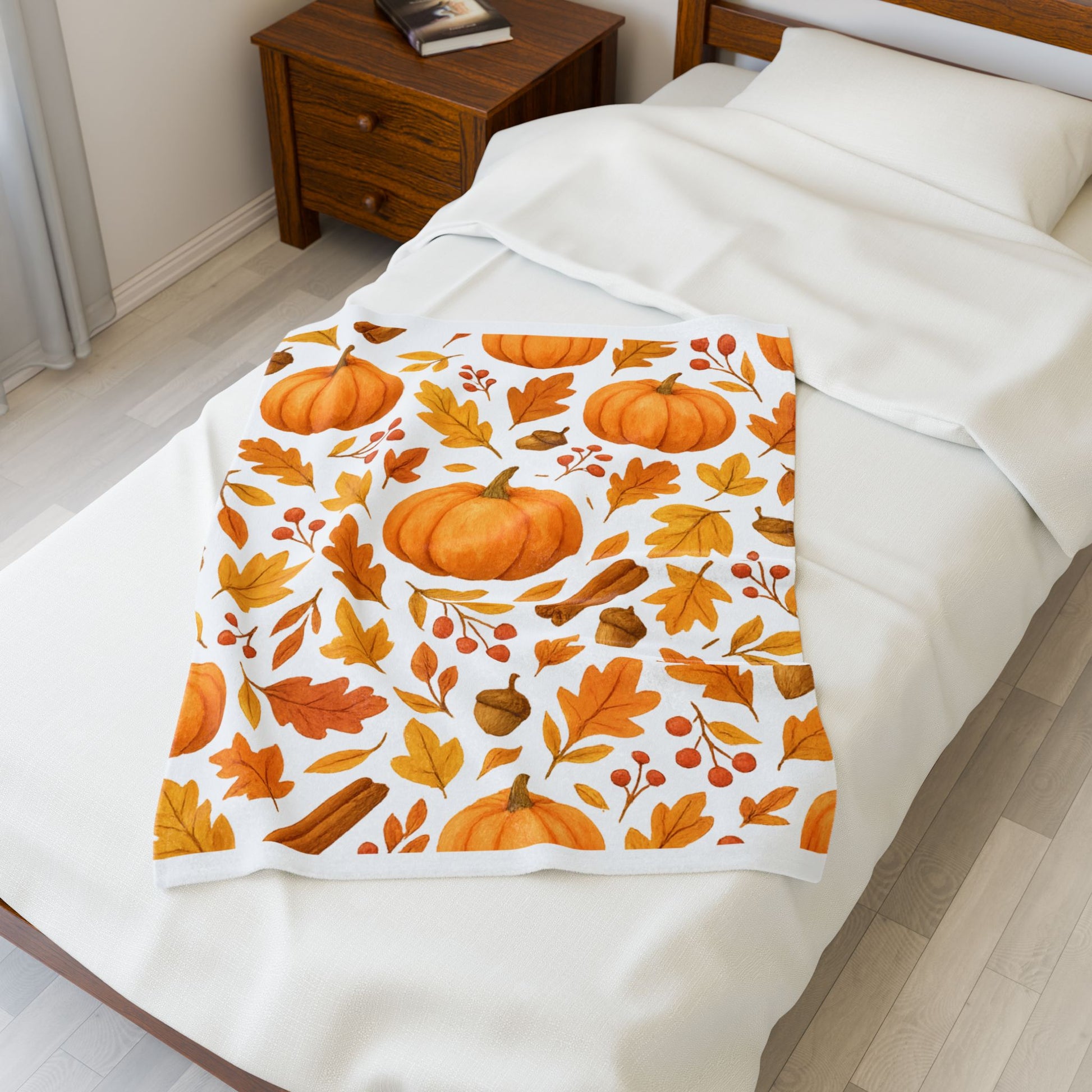 Cozy Velveteen Plush Blanket – Pumpkin & Autumn Leaves Fall Throw
